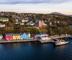 Western Isles Hotel