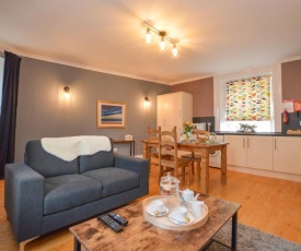 The Gallery Apartment - Boutique Apartment Hideaway in Oban