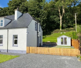 2 Calgow Cottages