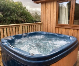 Osprey Lodge 1 with Hot Tub