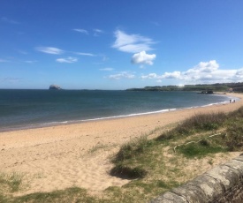 Beachside - North Berwick