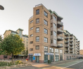 403 Portland Gardens Penthouse Apartment