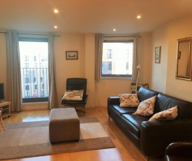 Abbey- Nice Edinburgh CityCenter Apartment