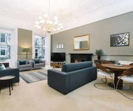 ALTIDO Palmerston Place Residence - Luxury City Centre Apt with Private Parking