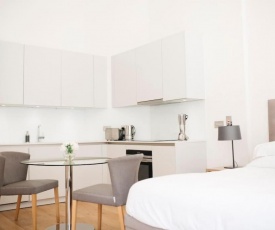 Beautiful Minimalistic Studio Apartment in Central