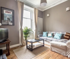 Charming 1 Bedroom Flat in Edinburgh