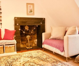 Cosy Studio Apartment - Sleeps 2