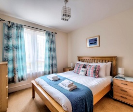 GuestReady - Bright Spacious 2BDR Flat