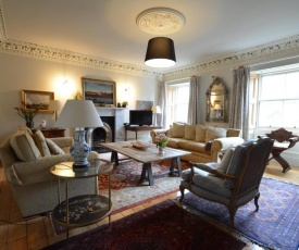 Royal Mile Elegance - Space & Luxury