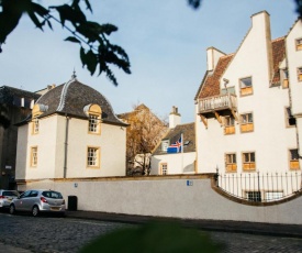 The Pavilion at Lamb's House