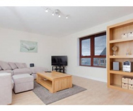 Two Bed Modern Apartment Near Haymarket