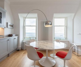 Luxury Penthouse on The Scores - Best View in St Andrews