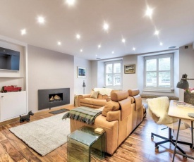 Grosvenor West End Boutique Townhouse Apt.