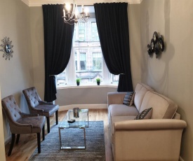 Modern Glasgow City Centre Apartment