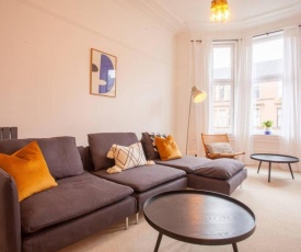 Stunning 2 bed property in heart of West End