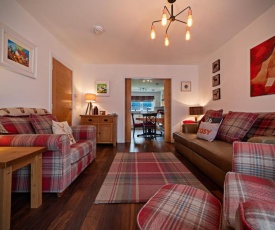 Peregrine Court Aviemore