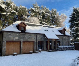 Red Squirrel Lodge