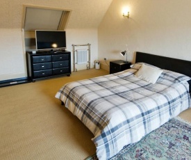 Caithness Business Apartment #2