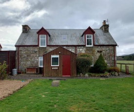 Beananach Cottage, rustic charm and simple living