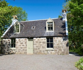 Dunvegan Castle Gardens Cottage