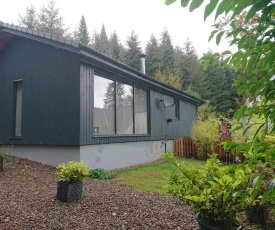 Loch Ness Highland Cottages with partial Loch View