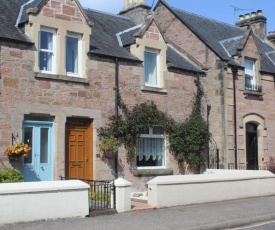 Easdale House Apartments