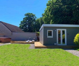 Highland HotTub Retreat, on NC500