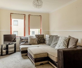 Beautiful 2-Bed Apartment in Aberdeen - Perfect!
