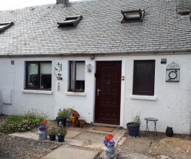 3 Knocknaha Cottage