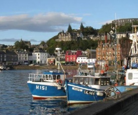 Panoramic Harbour View Apartment