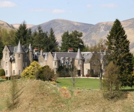 Dalmunzie Castle Hotel