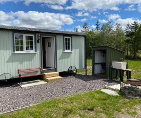 Wee Highland Hideaway Hut