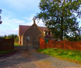 Beautiful House in the Hamlet of Candie