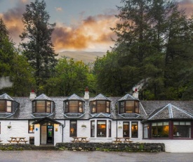 Coylet Inn by Loch Eck